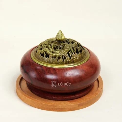 Lư Xông Trầm Gỗ Hương – Nơi Hương Thơm Giao Hòa Cùng Lời Cầu Nguyện