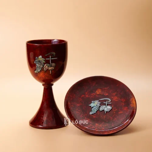 Bộ Chén Lễ & Đĩa Thánh Cẩn Ốc – Dáng Tulip Khảm Ngọc Trai #Gỗ-Nâu
