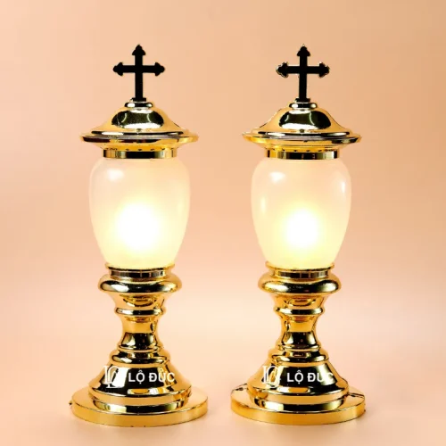 Đèn Chầu Điện Thánh Giá – Ánh Sáng Của Đức Tin Vững Vàng