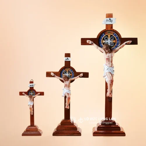 Thánh Giá Benedicto – Tượng Chúa Chịu Nạn