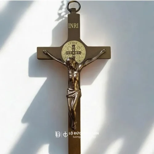 Thánh Giá Benedicto Bằng Đồng 10cm – Thánh Giá Treo Tường Hoặc Mang Theo Bên Người